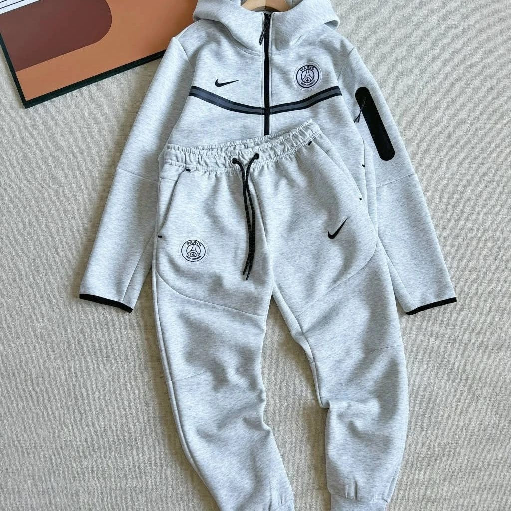 Nike Tech Fleece Paris Saint-Germain Szett Szürke
