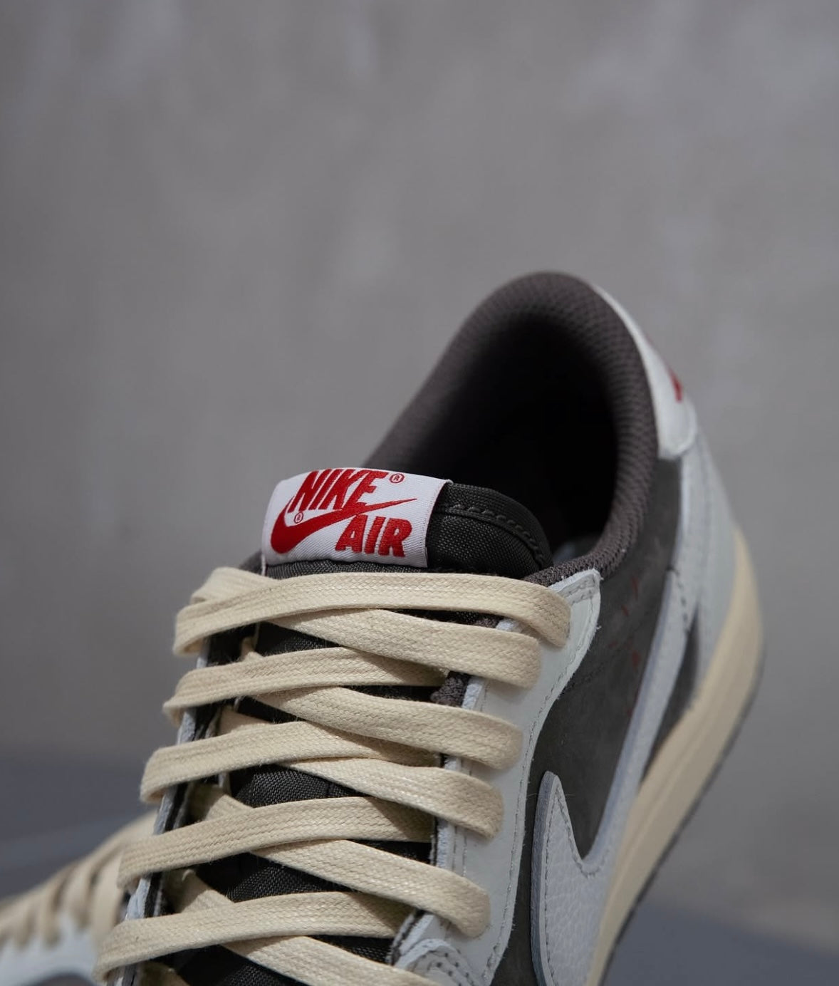 Nike Air Jordan 1 Low Travis Scott Reverse Mocha