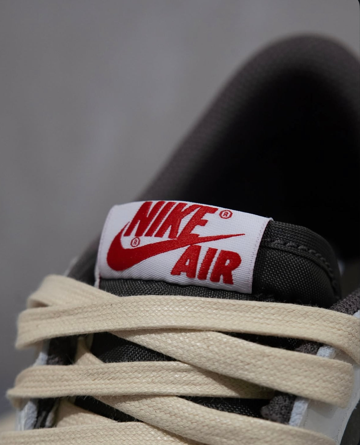 Nike Air Jordan 1 Low Travis Scott Reverse Mocha