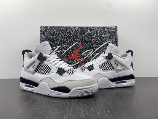 Air Jordan 4-Military Black
