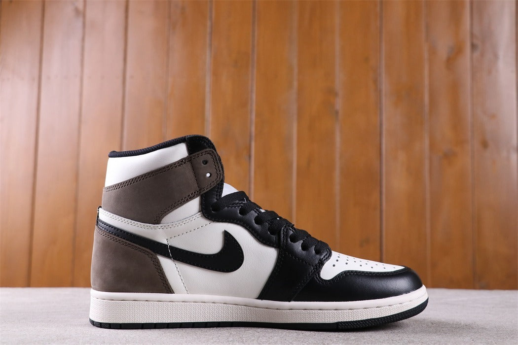 Air Jordan 1 High Mocha