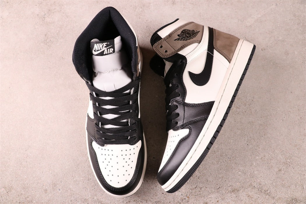 Air Jordan 1 High Mocha