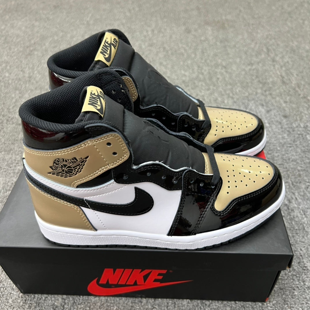 Jordan 1 High Gold Toe
