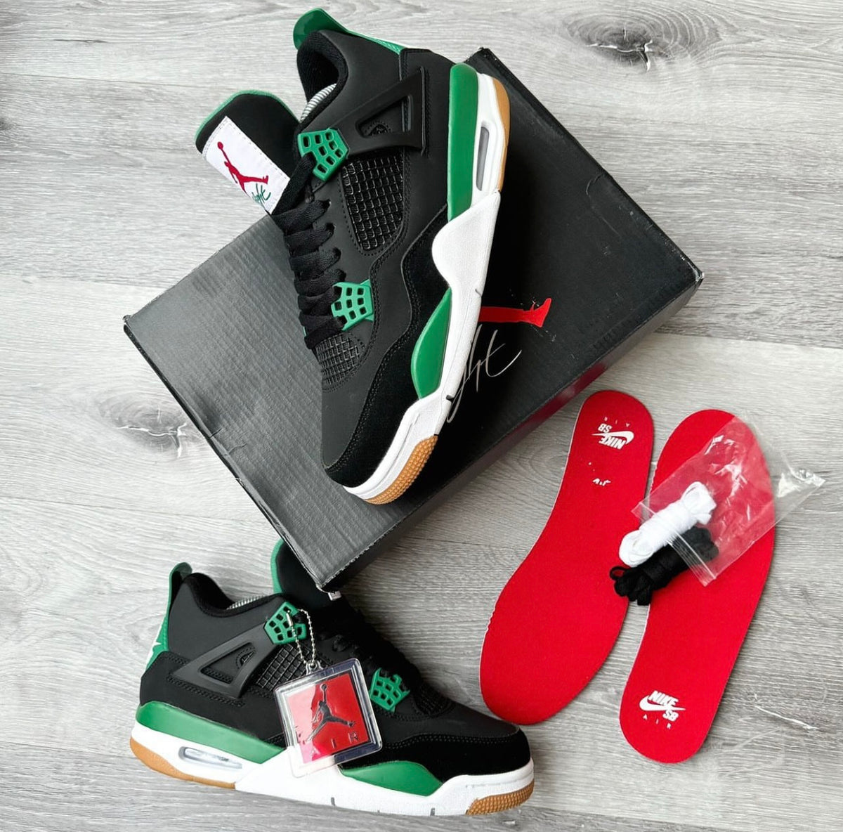 Nike Air Jordan 4 Retro SB Black Green