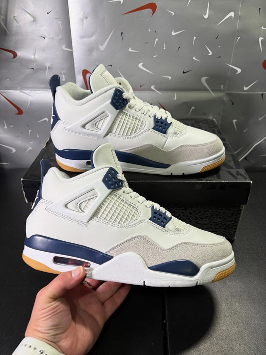 Air Jordan 4 Retro SB Navy