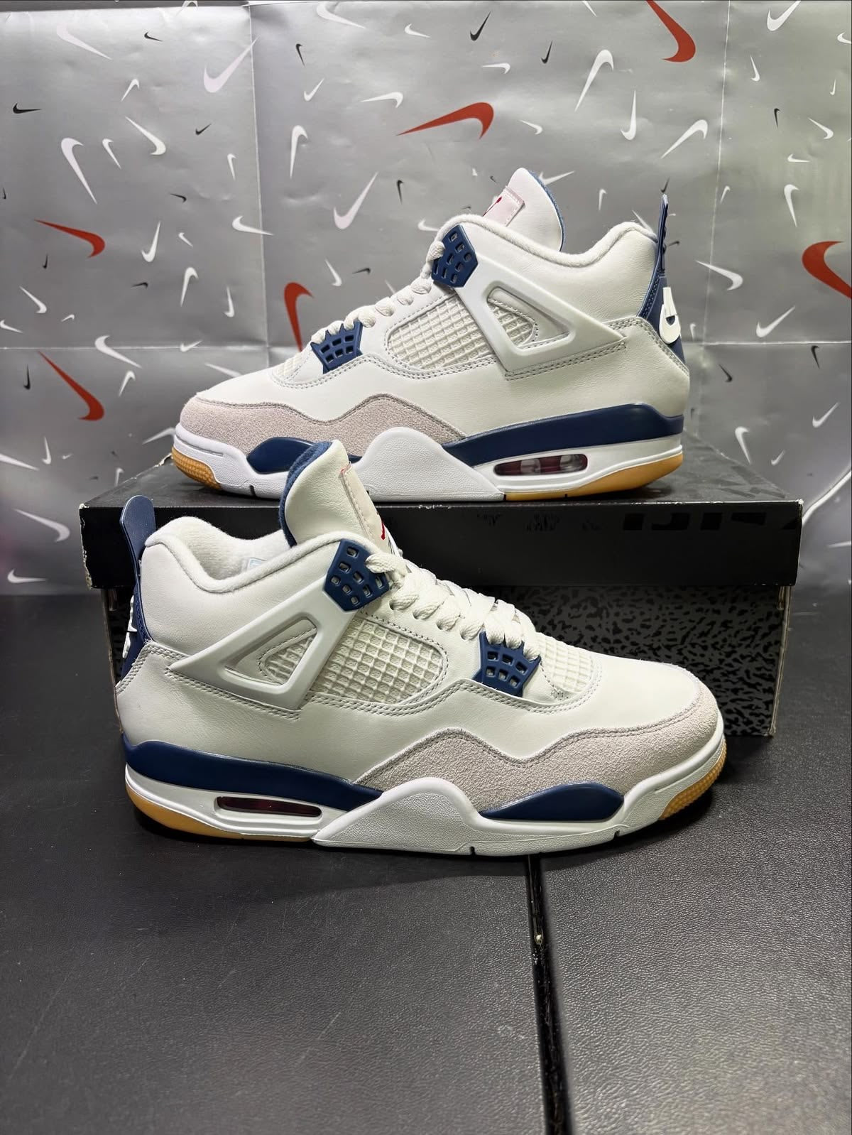Air Jordan 4 Retro SB Navy