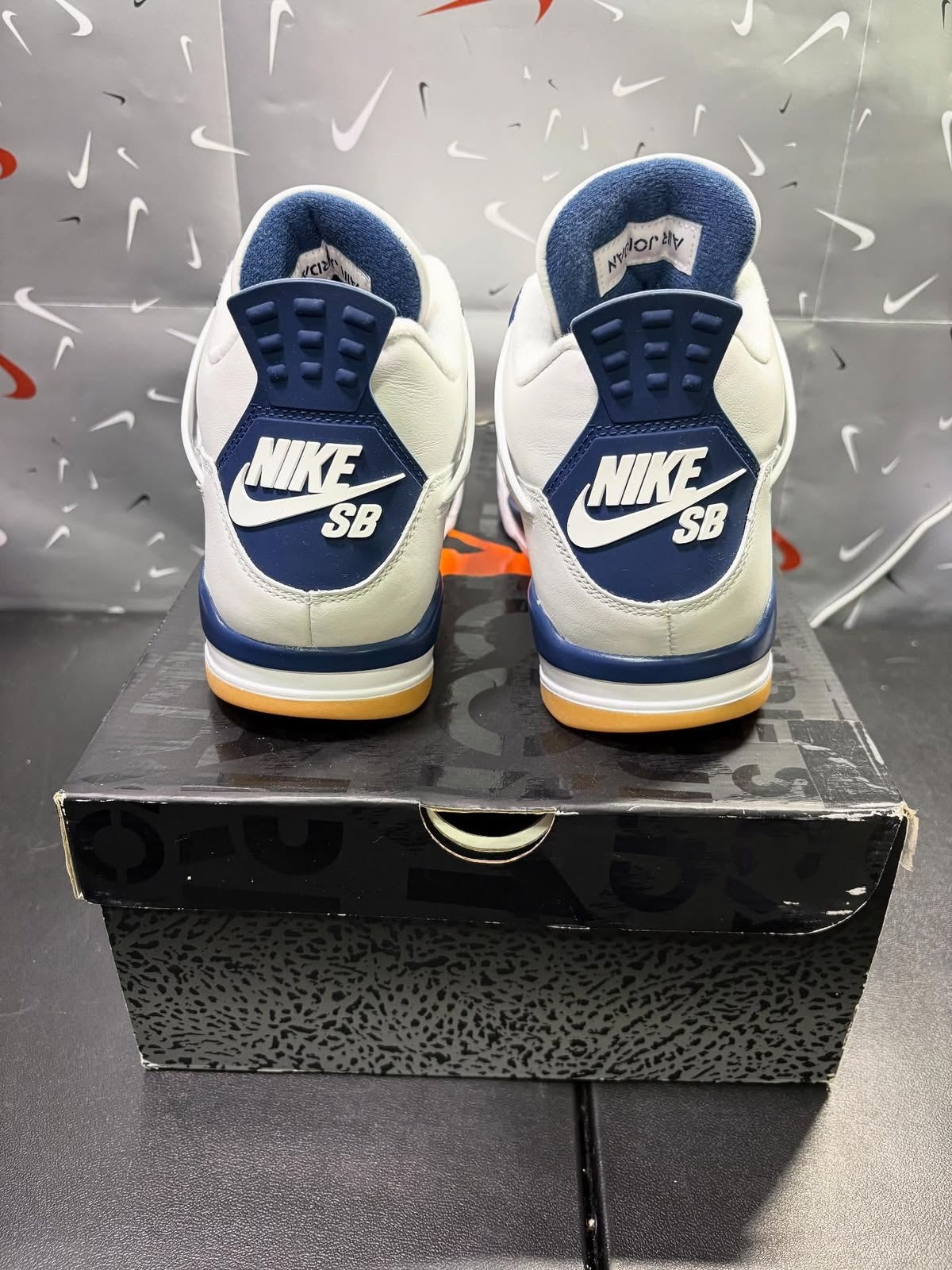 Air Jordan 4 Retro SB Navy