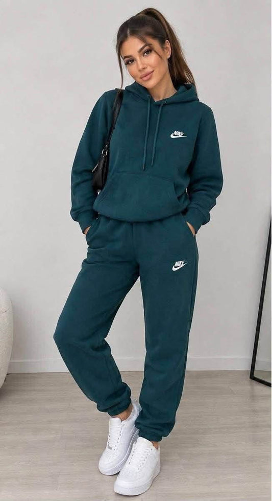 Nike Melegítő Szett Navykék
